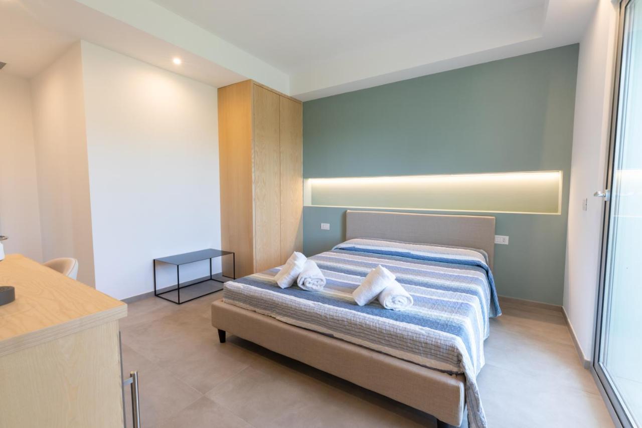 Molo Brin Rooms & Suites Olbia Exterior foto